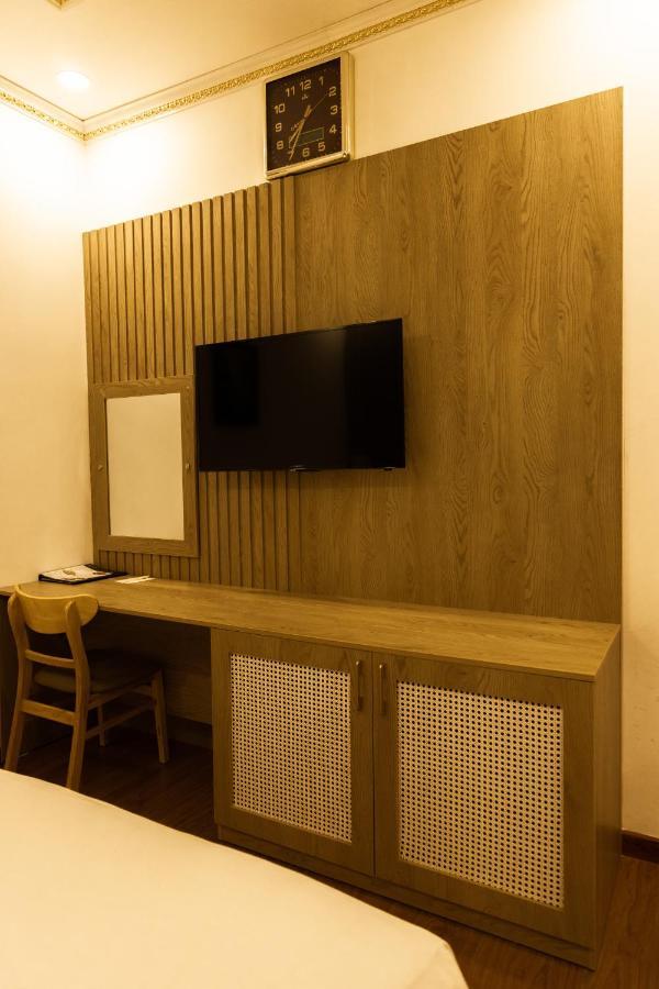 Hoang Loc Hotel Buon Ma Thuot Eksteriør bilde